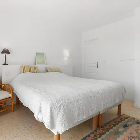 Rez De Avec Jardin Vue Villa *