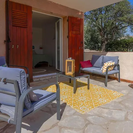 Rez De Avec Jardin Vue Villa Frejus